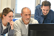 GebäudetechnikerInnen konferieren